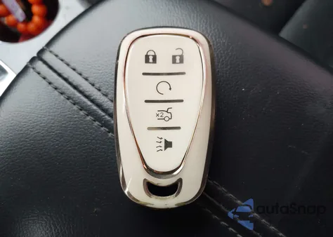 2019 Chevrolet Malibu Lt from USA, damaged, VIN 1G1ZD5ST8KF204974